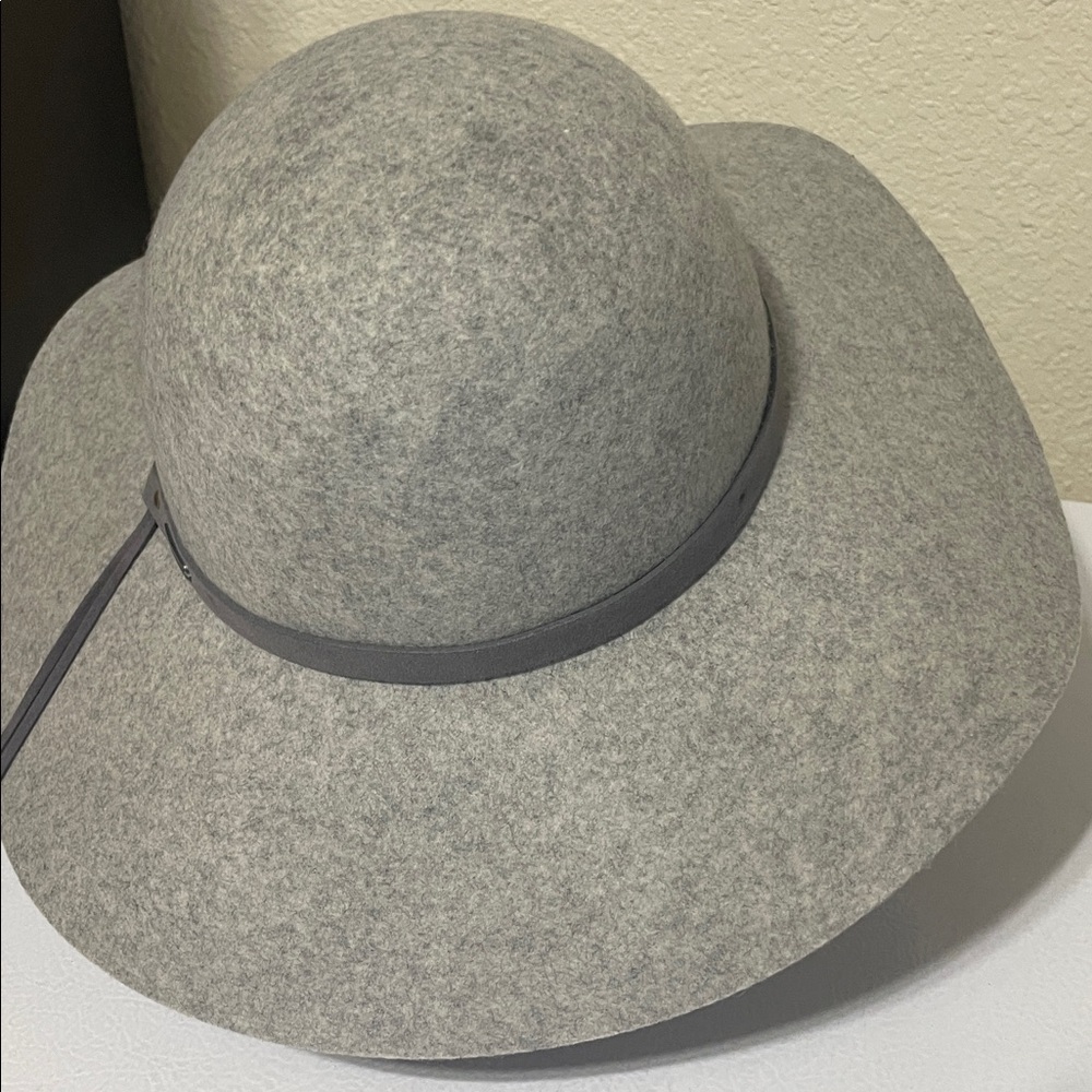 Kooringal Wimen's Gray Wool Wide Brim Hat. Very Good Condition. 100% Wool Felt. - Picture 4 of 13